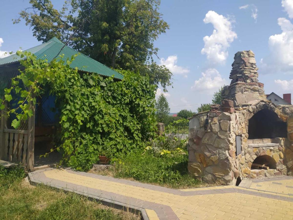 Лісова Пісня Апартаменти Husyatyn ภายนอก รูปภาพ